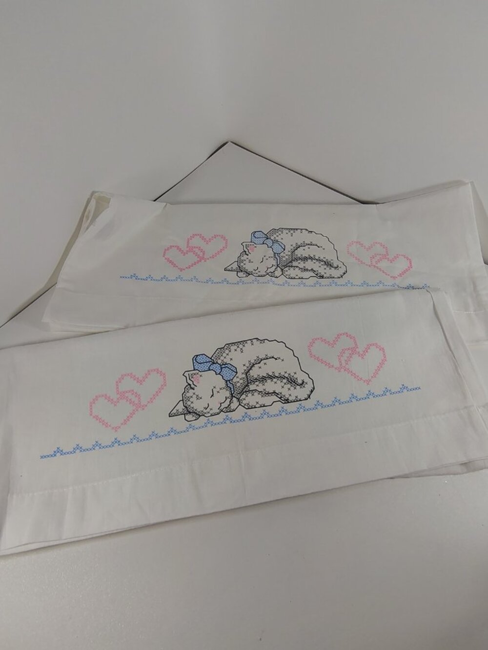 Janlynn Kitty Cat Napping Pre Stamped Cross Stitch Pillowcase Pair 21-0939 NWOT